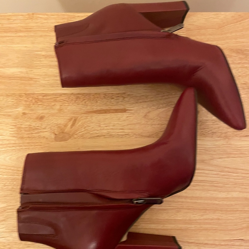 Leather booties - Picture 2 of 5